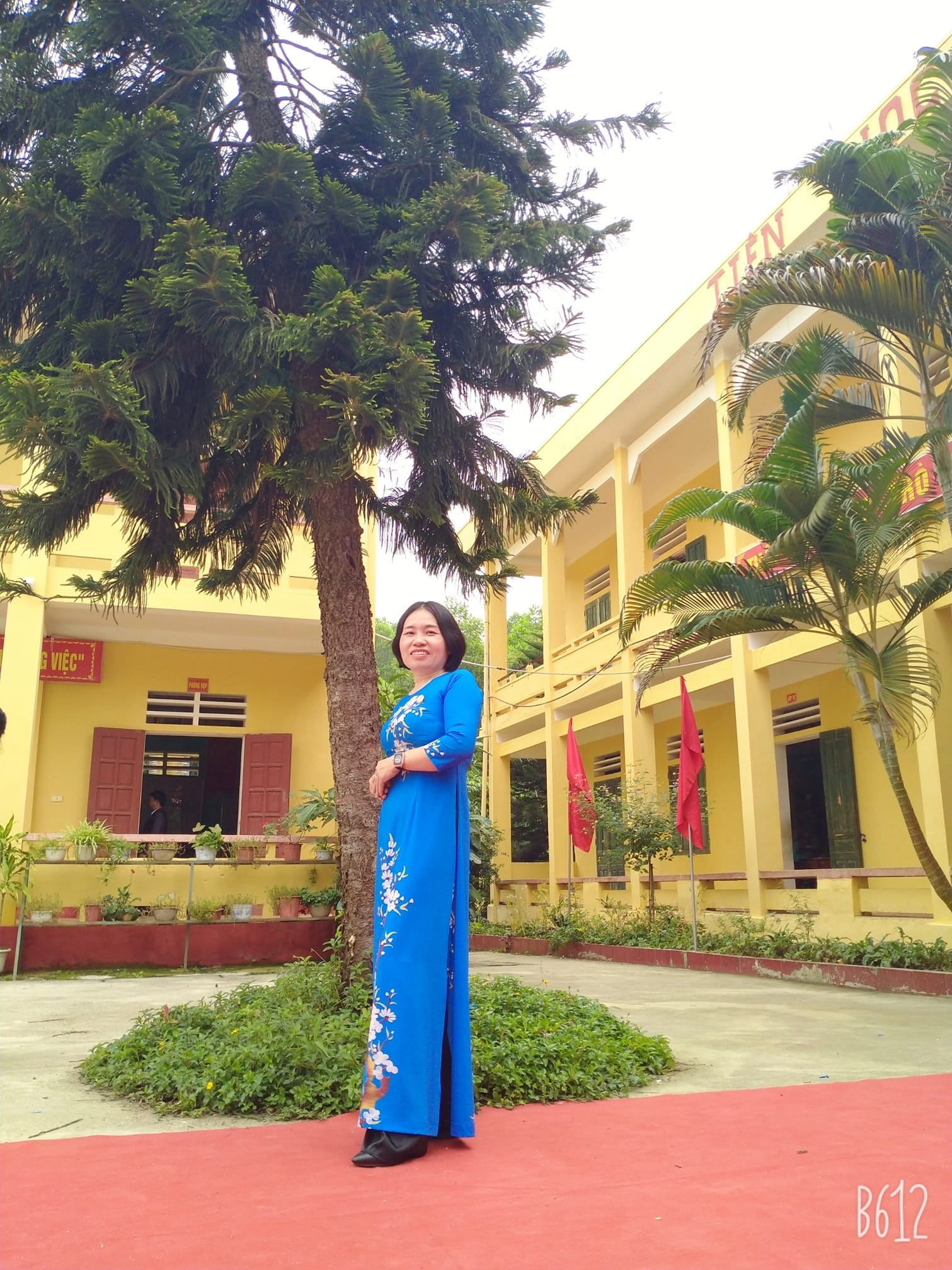 Cô Hoàng Thị Thế Chi - GV Tiếng Anh 